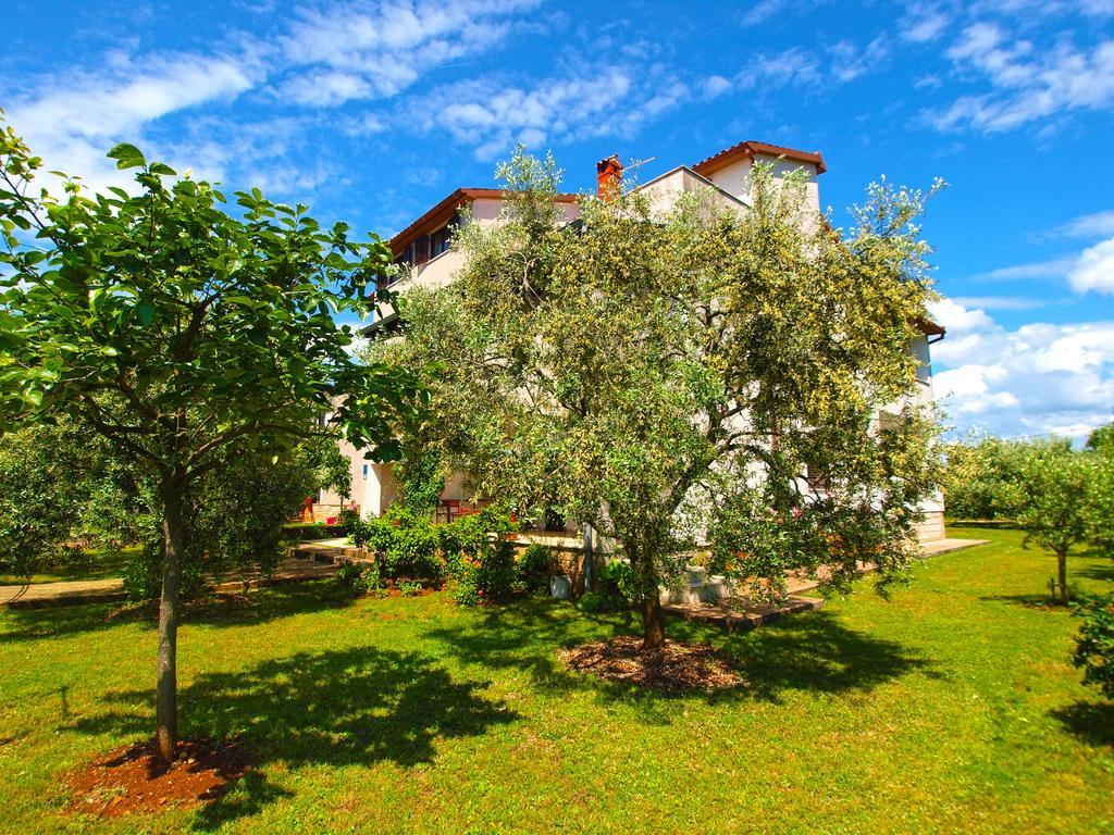 Apartments Milio 1105 Fažana Exterior foto